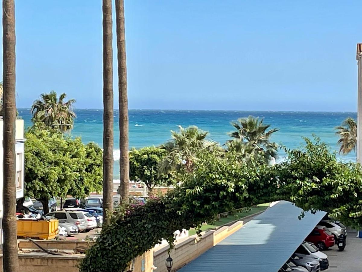 Moderno Piso De 3 Dormitorios En La Playa De Rincon De La Victoria Malaga Luaran gambar