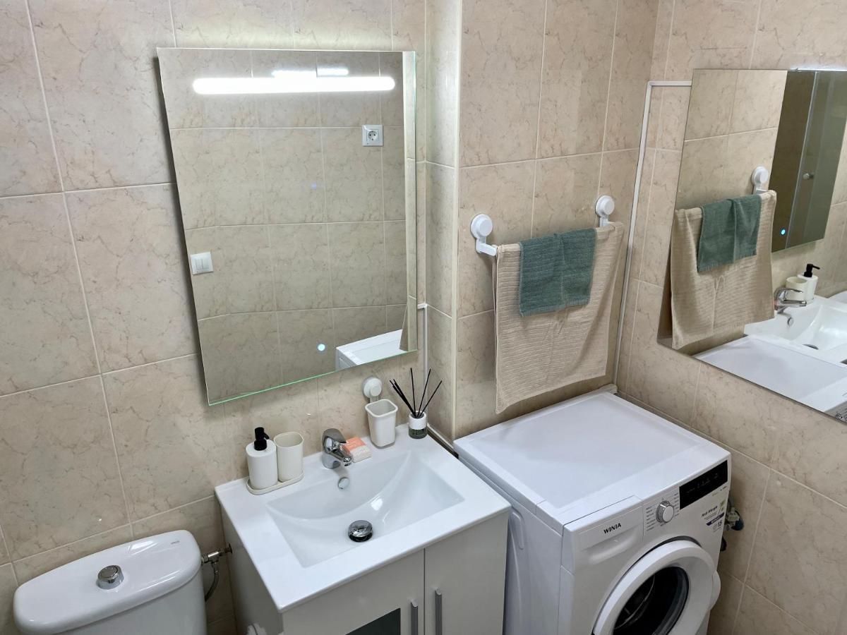 Moderno Piso De 3 Dormitorios En La Playa De Rincon De La Victoria Malaga Luaran gambar